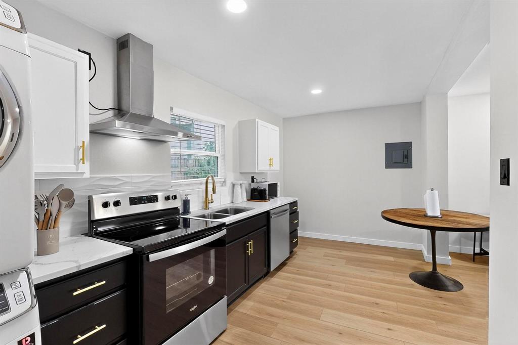 Dallas Land & Loan 03 - Residential