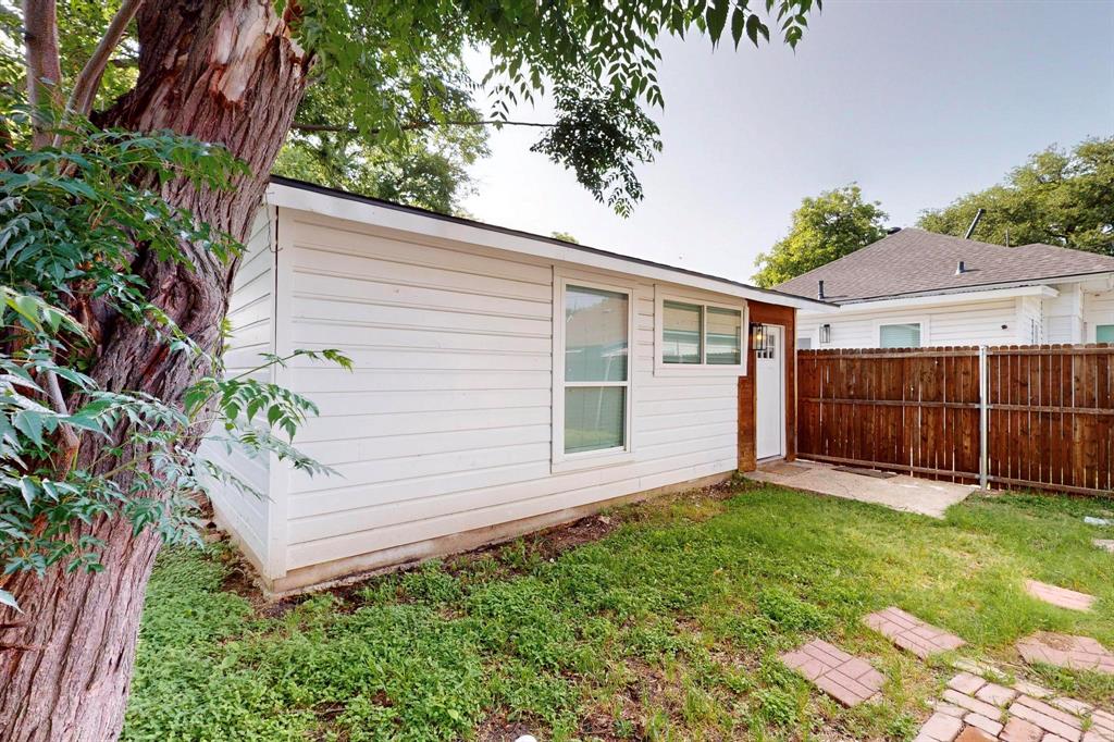 Dallas Land & Loan 03 - Residential
