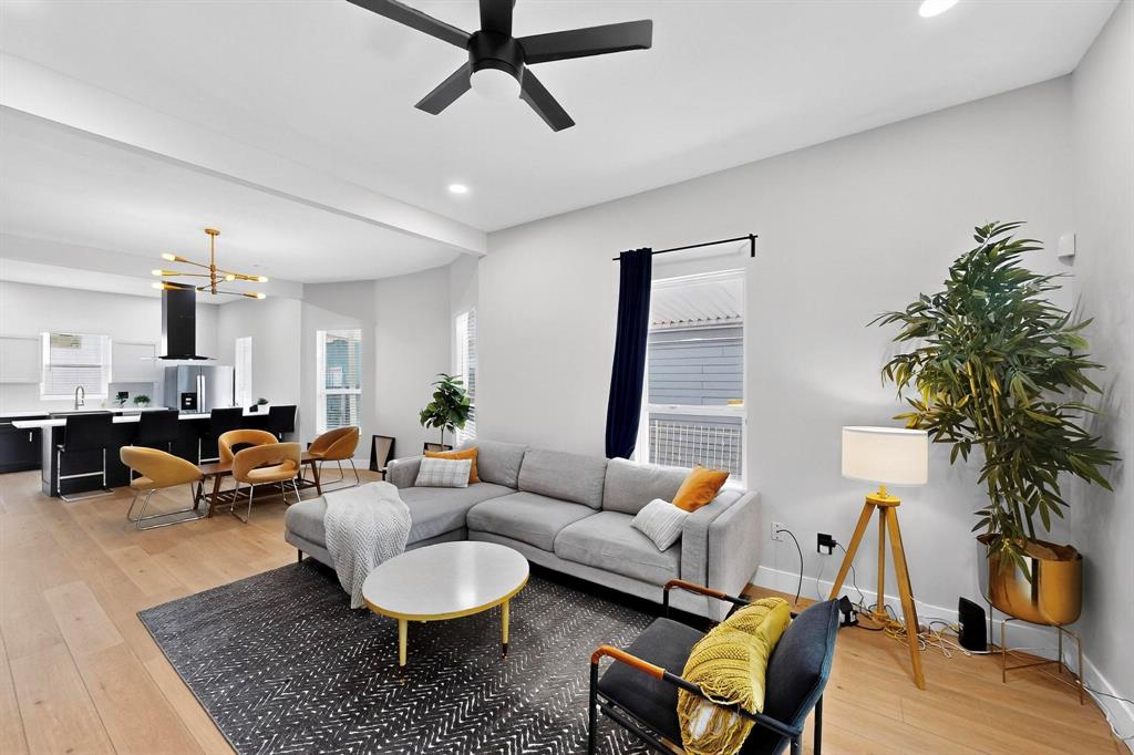 Dallas Land & Loan 03 - Residential