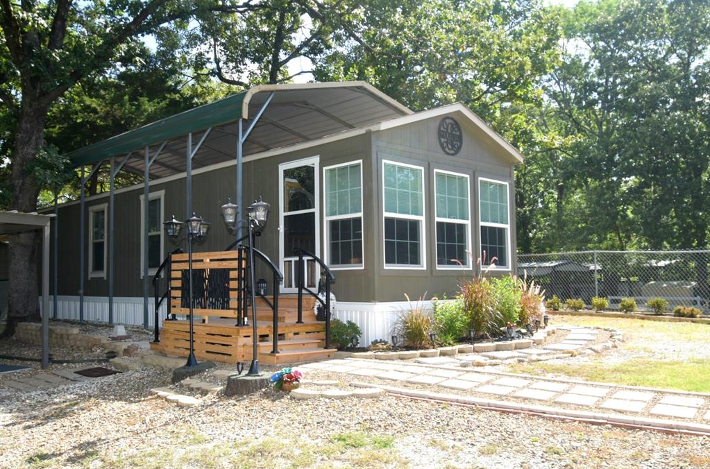 White Oak Shores - Residential