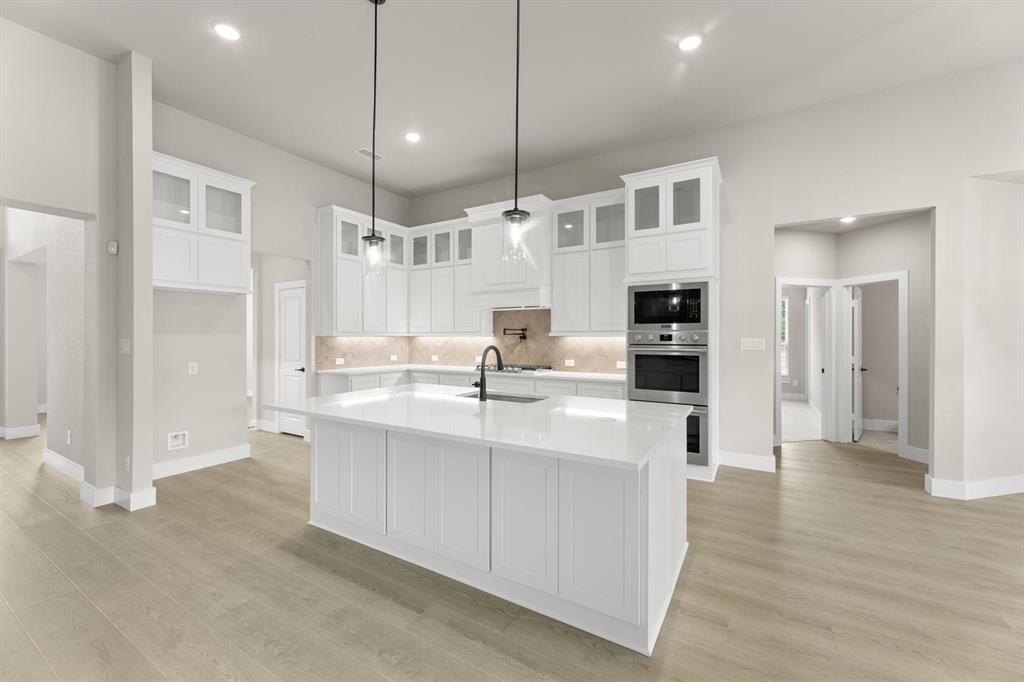 Broadmoor Estates - Residential