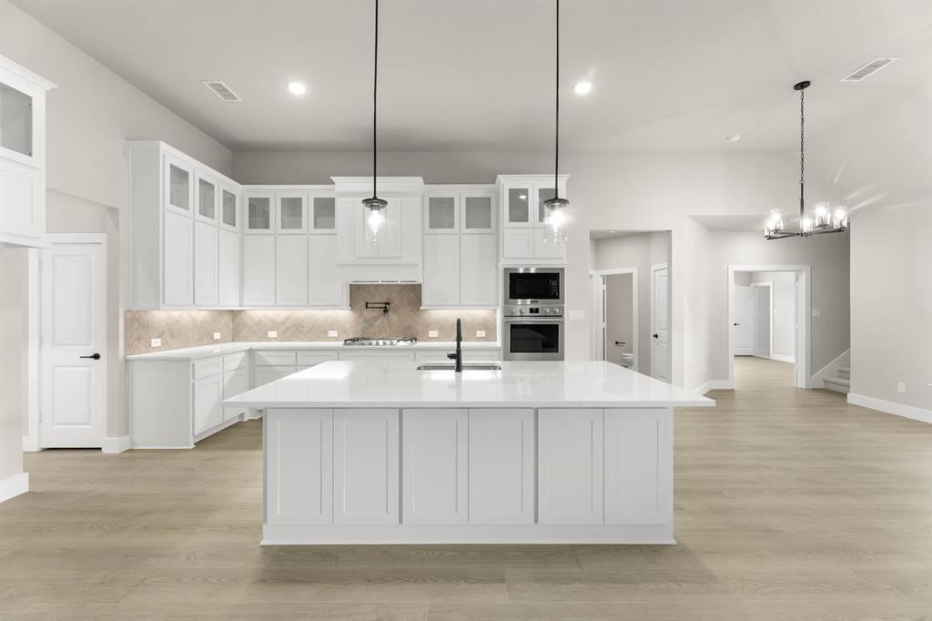 Broadmoor Estates - Residential