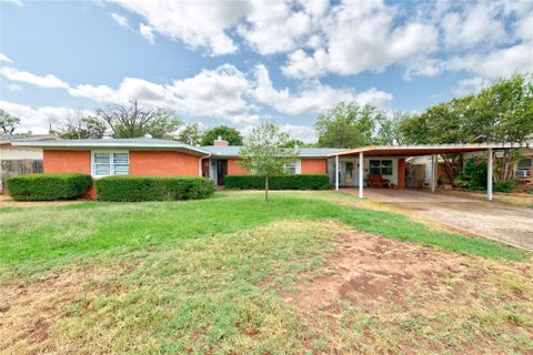 Photo of 302 Lexington Avenue, Abilene, TX 79605 (MLS # 21405430)