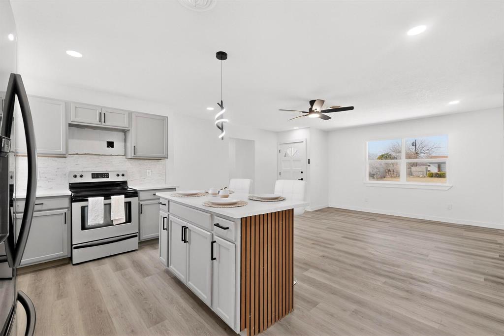 3100 Caribbean Drive