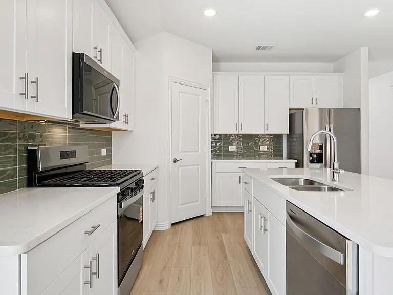 Simpson Crossing - Residential Lease