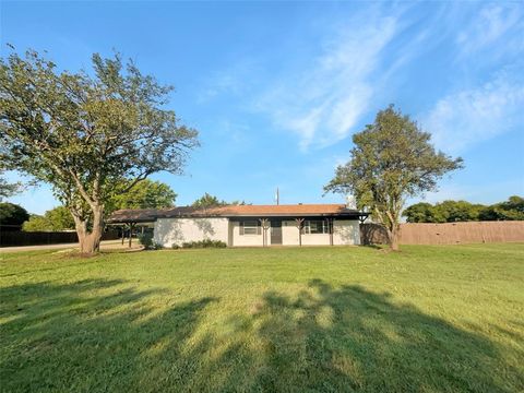 3813 Paradise Lane Sanger TX 76266