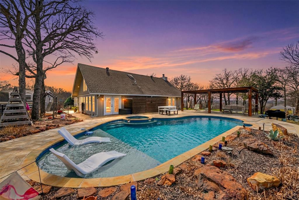 6757 Rockridge Trail