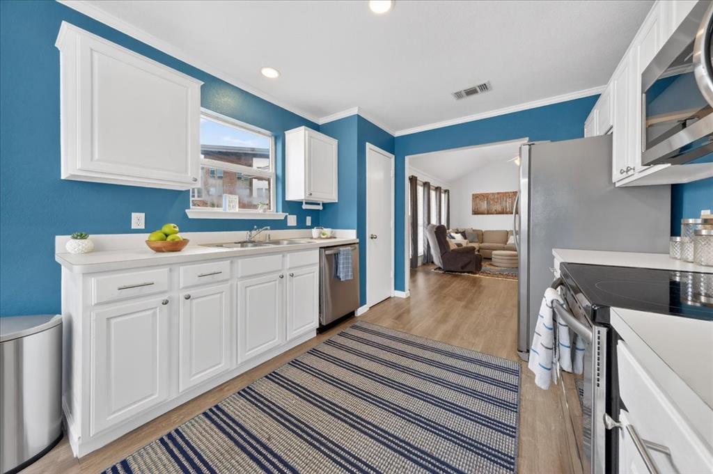 3218 Dove Valley Lane