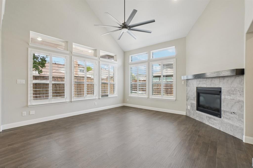 1998 Kieva Place