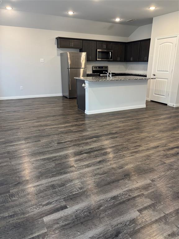 Camden Park, Ph 3 - Residential Lease