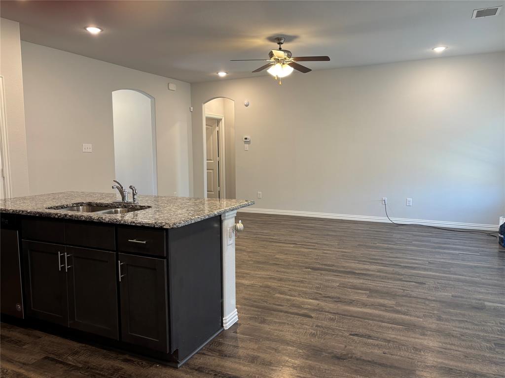 Camden Park, Ph 3 - Residential Lease