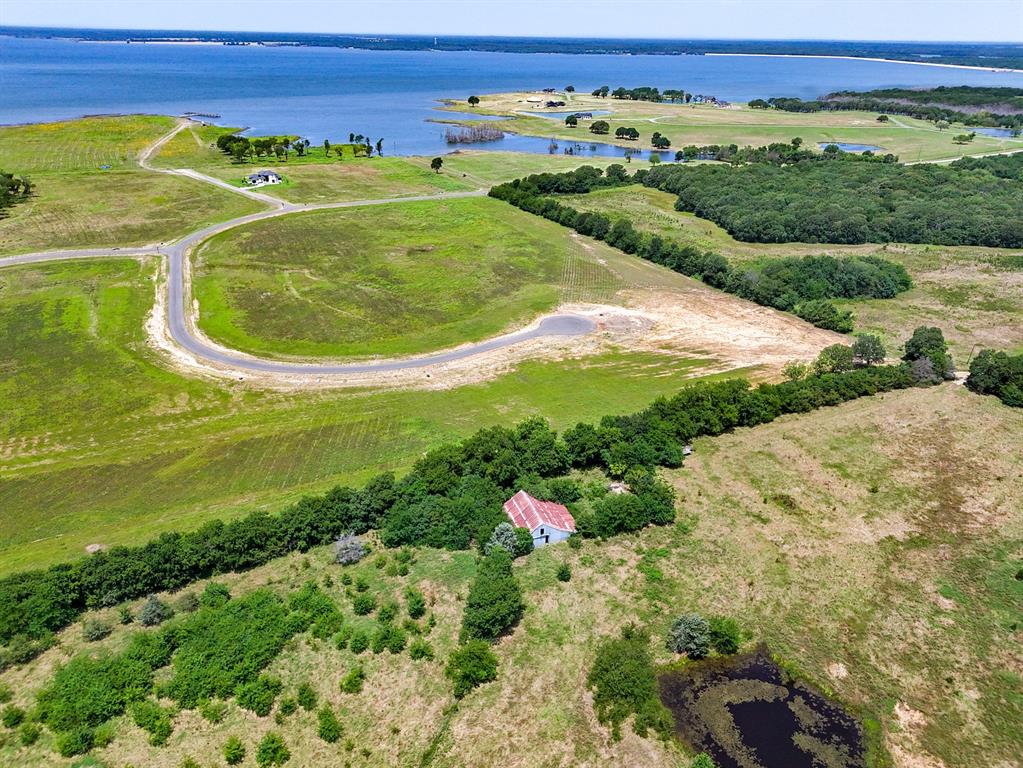 Shores at the Peninsula - Land