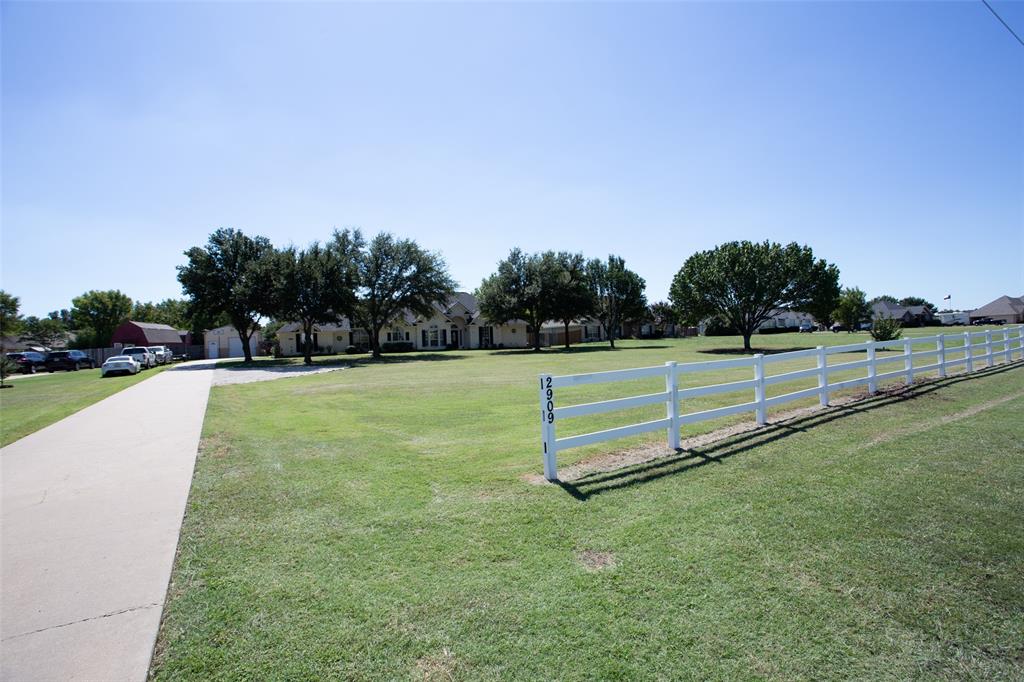 2909 Fm 1187