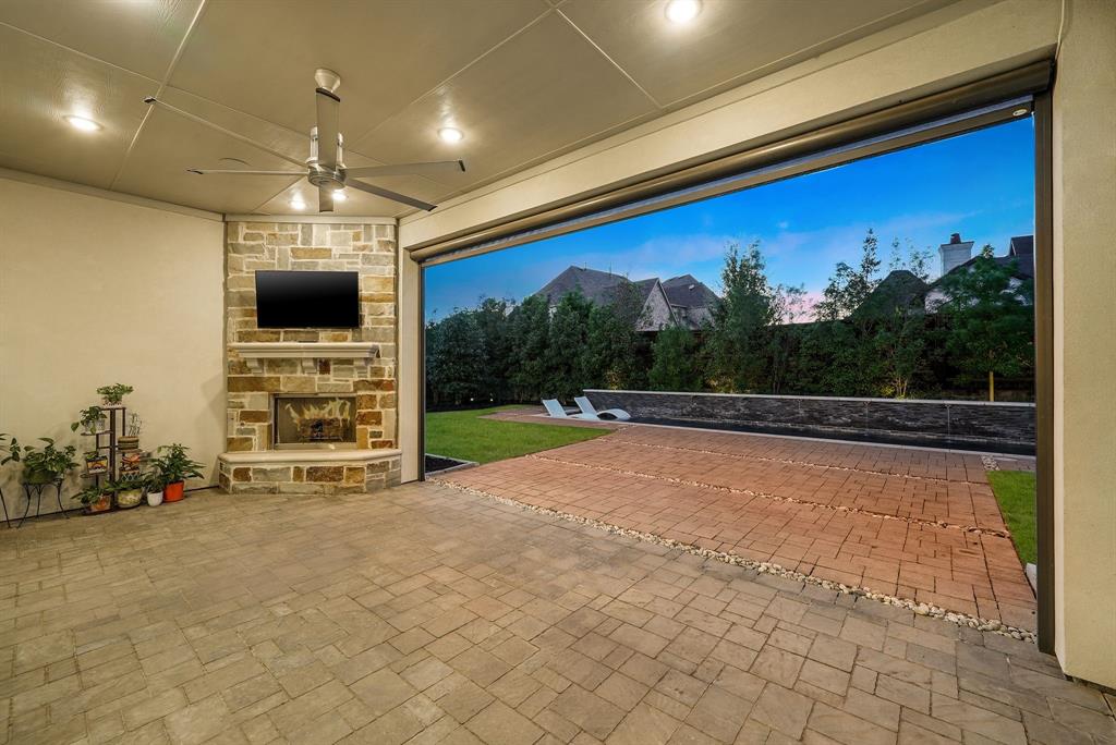 Edgestone At Legacy - Residential