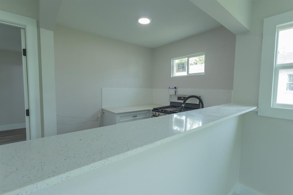 1716 Ethel Avenue 1714, 1718, 1720
