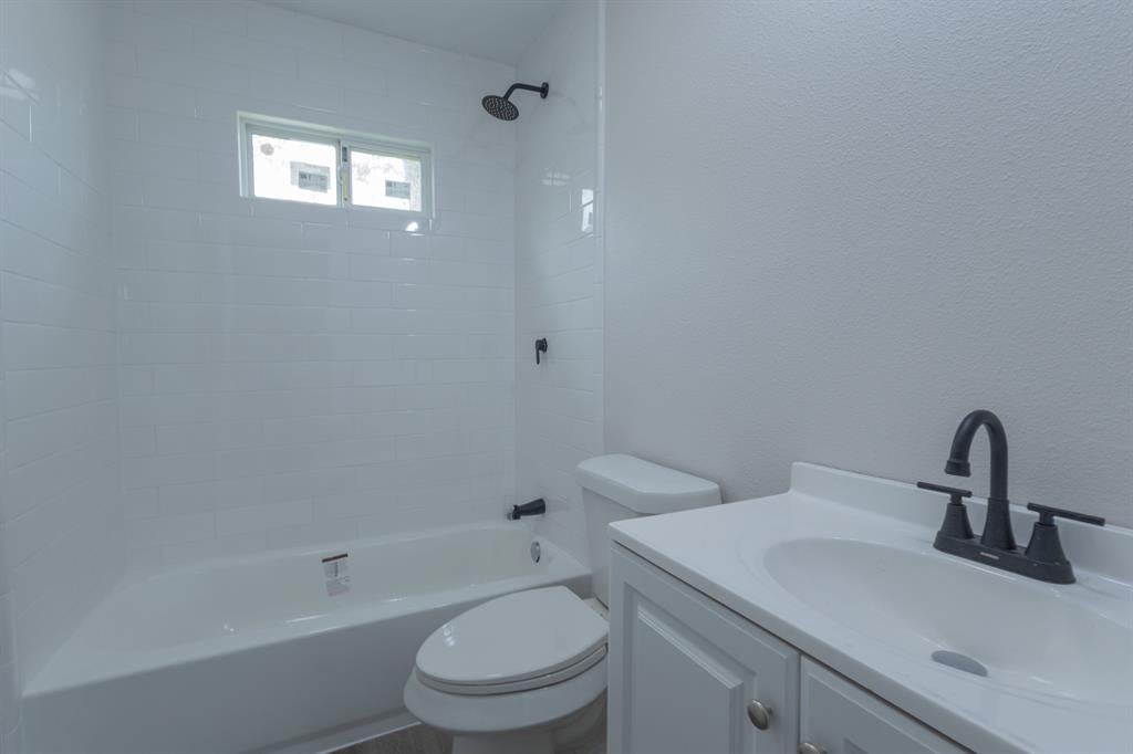 1716 Ethel Avenue 1714, 1718, 1720