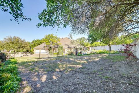 A home in Benbrook