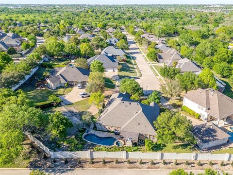 A home in Benbrook