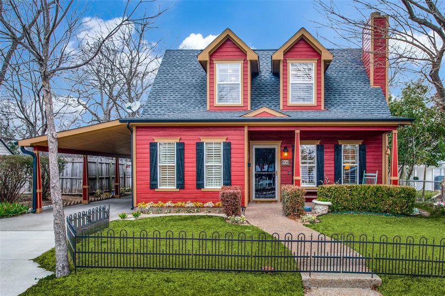 Located in Historic McKinney Downtown. Beautifully updated 3 bed 2.5 bath charming home offers master suite down with a large walk-in closet. Two bedrooms upstairs with Jack and Jill bath. The kitchen opens up to the dining and living area and a covered porch. Updates include hardwood floors throughout the house, granite, custom cabinets, gas range, custom rug for the staircase.  The living room fireplace has gas logs. The large utility could make a mudroom. There is an additional structure in the back that could be used as a studio, home office, gym, etc. that is 600 sq feet, there are window units and a gas heater with epoxy floors. This extra space contains a loft above for storage. HVAC, water heater, dishwasher, and oven have recently been replaced.  Short distance to shopping and nightlife on McKinney Square.