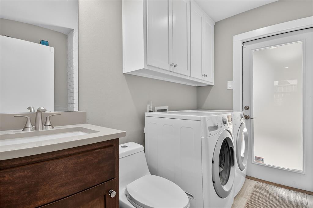 Merriman Manor - Residential