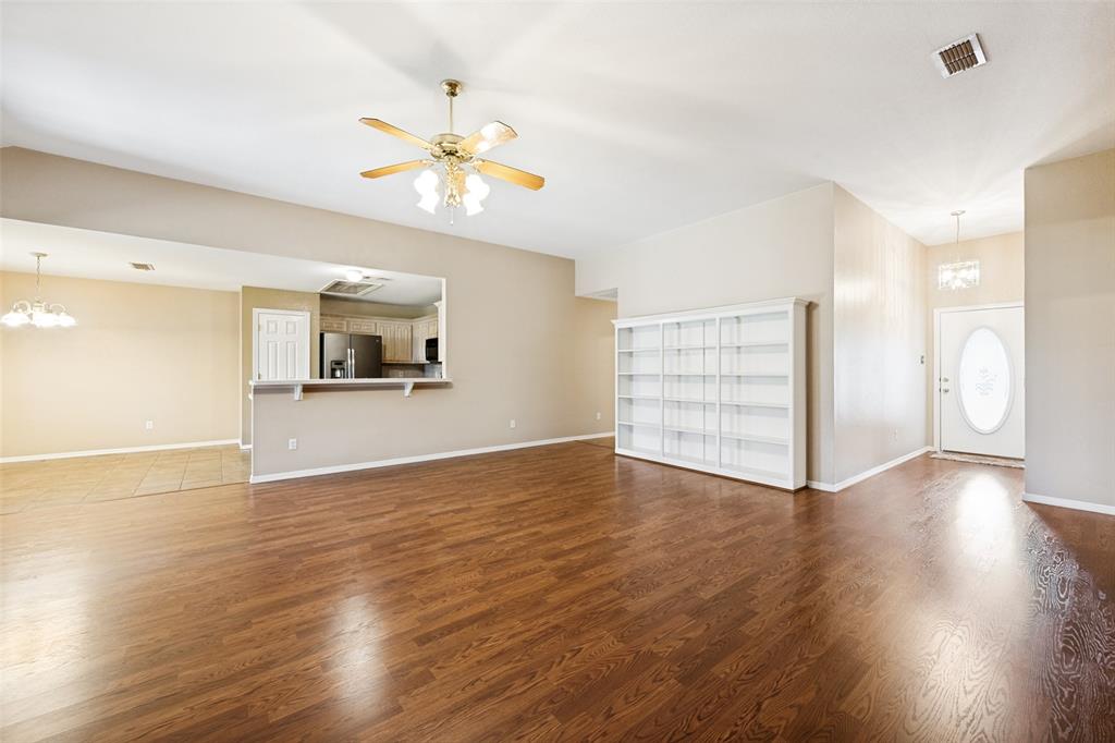 816 Willow Court