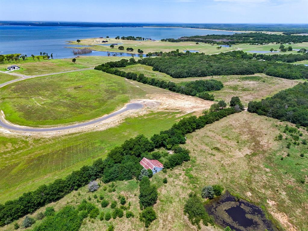 Shores at the Peninsula - Land