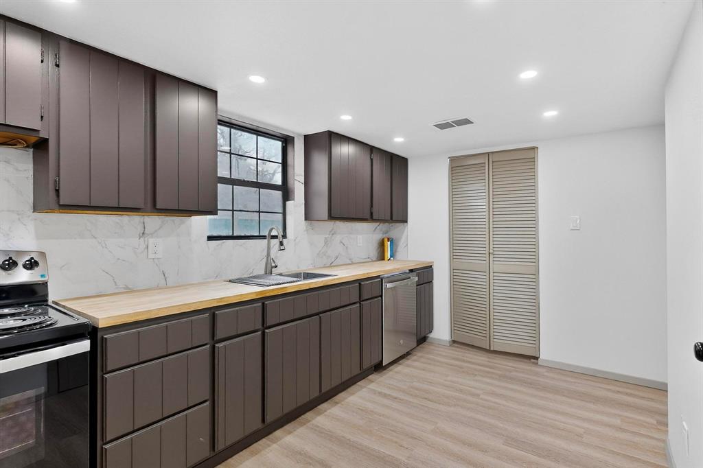 Oak Ridge Estate Add - Residential