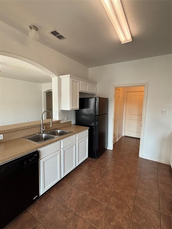 6807 Orangeville Drive