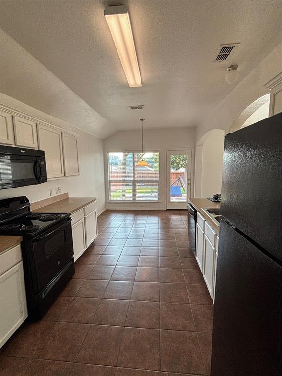 6807 Orangeville Drive