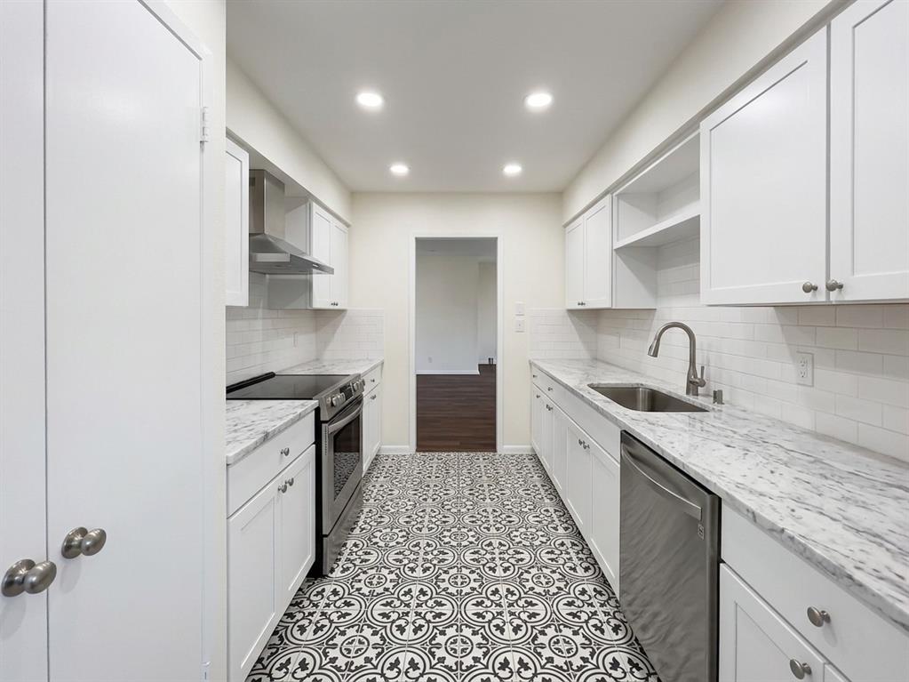 Athena Condo - Residential