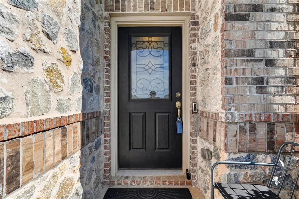 779 Cascade Lane