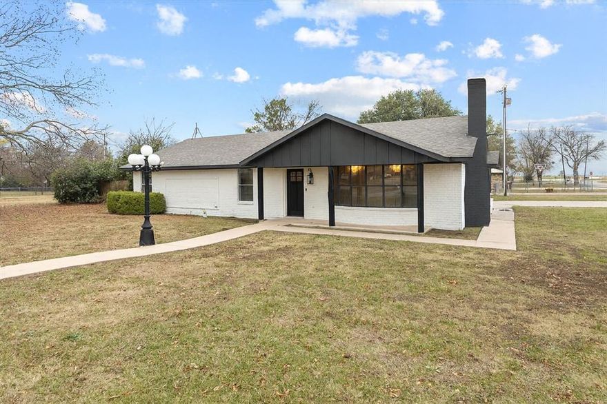 Beautifully updated 3-bedroom plus bonus and 2-bath home in the heart of Leonard with no HOA! This move-in-ready property features fresh interior and exterior paint, brand-new flooring, a fully updated kitchen with new appliances, remodeled bathrooms and 2024 HVAC and roof. Enjoy modern finishes throughout, an attached garage, and a spacious yard with inviting curb appeal. Conveniently located near schools, parks, and downtown Leonard. Flooring, trim and a few other items to be completed ASAP.