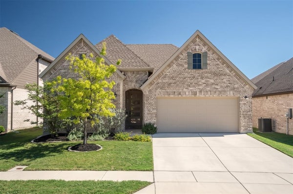 1373 SILVERTHORN TRL, JUSTIN, TX 76247 - Image a9aeff4a97daa86b816c02e67641f3d1/1045125409
