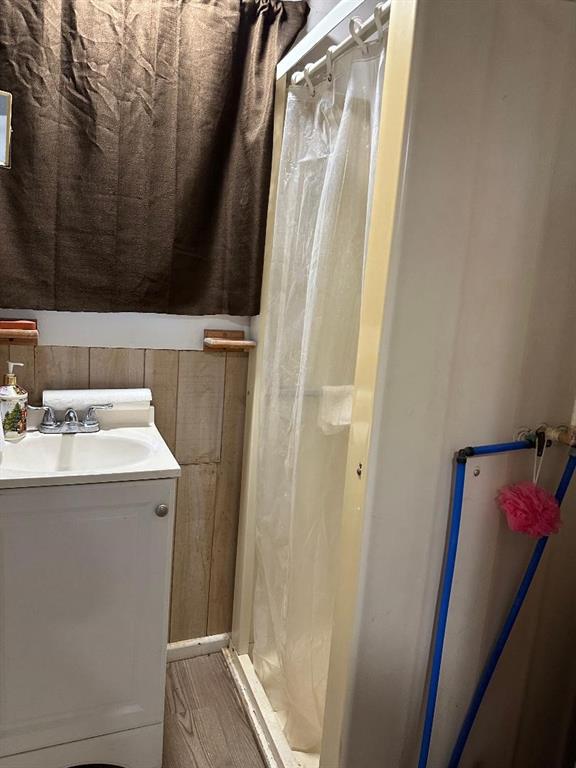 Lake Edge Harbor - Residential