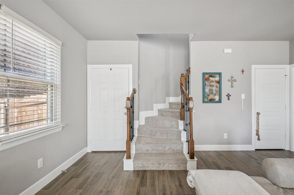 7229 Tin Star Drive