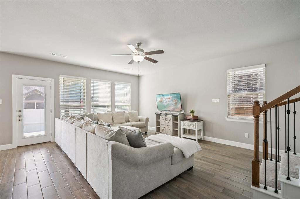 7229 Tin Star Drive
