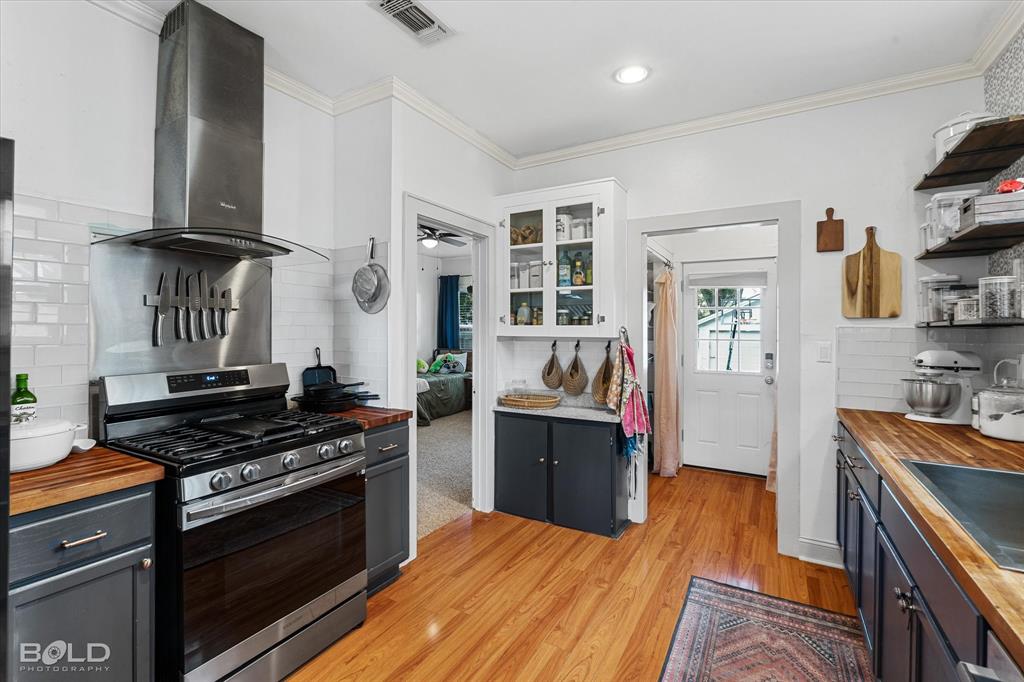 Shreveport, Louisiana 71105, United States, 3 Bedrooms Bedrooms, ,2 BathroomsBathrooms,Residential,Active,137418