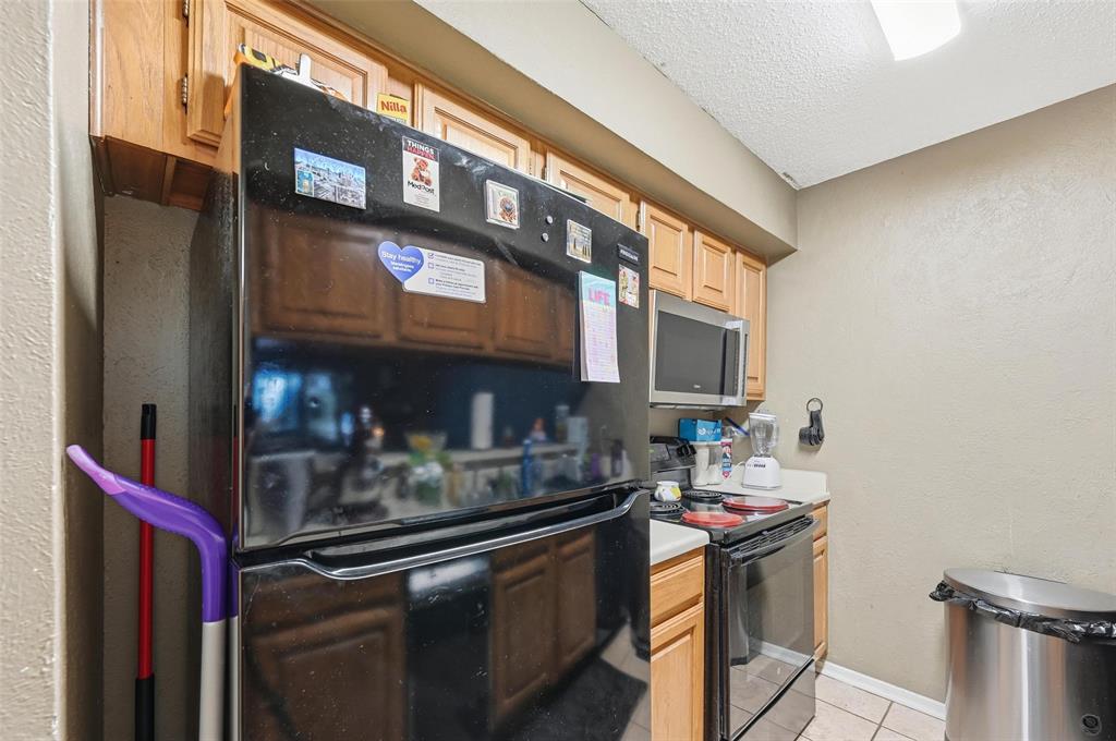 Cambridge Condos Ph 01 03 - Residential