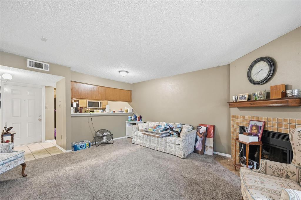 Cambridge Condos Ph 01 03 - Residential