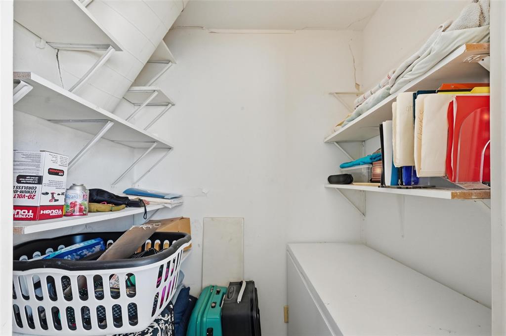 Cambridge Condos Ph 01 03 - Residential