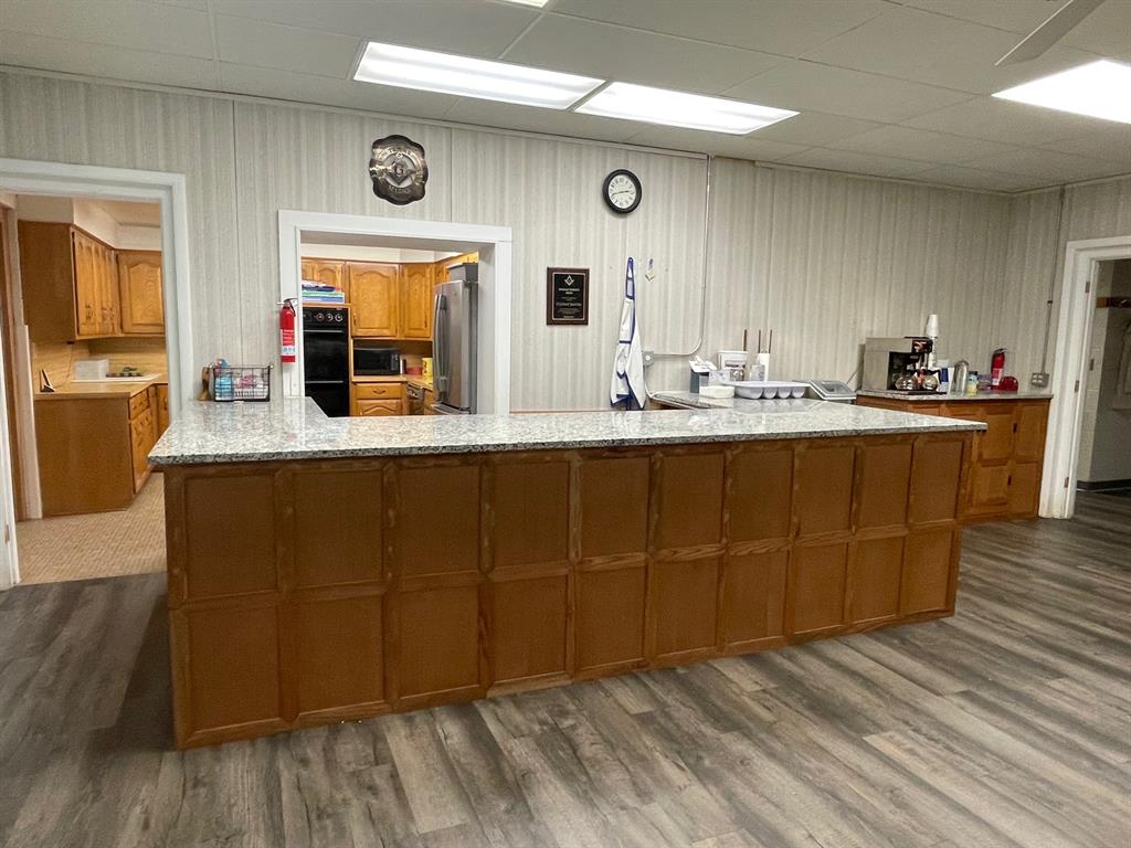 Elmwood - Commercial Sale