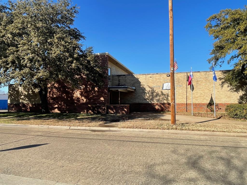 Elmwood - Commercial Sale