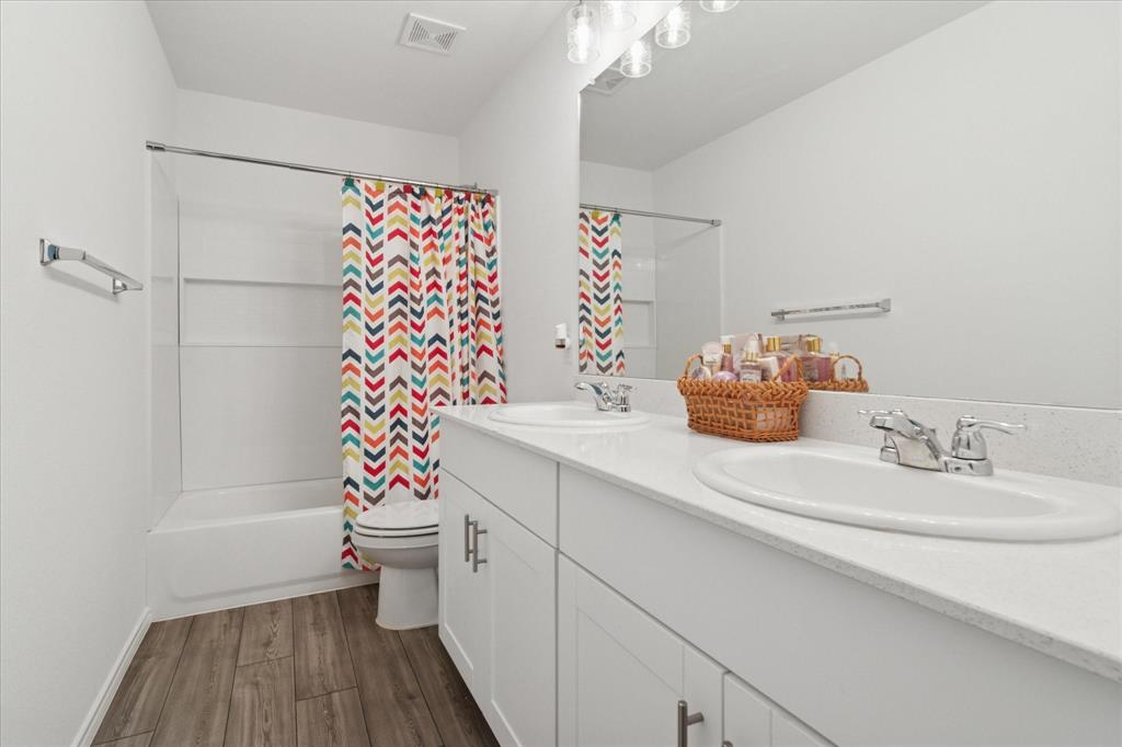 Townsend Green Ph 1 - Residential