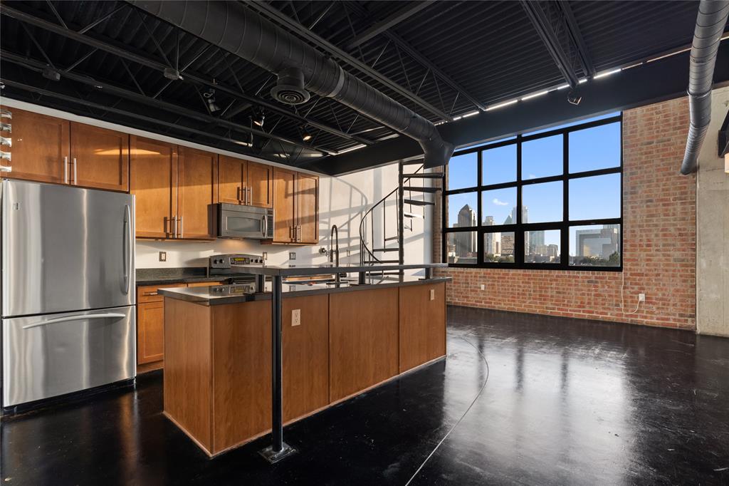 588 Condos - Residential Lease