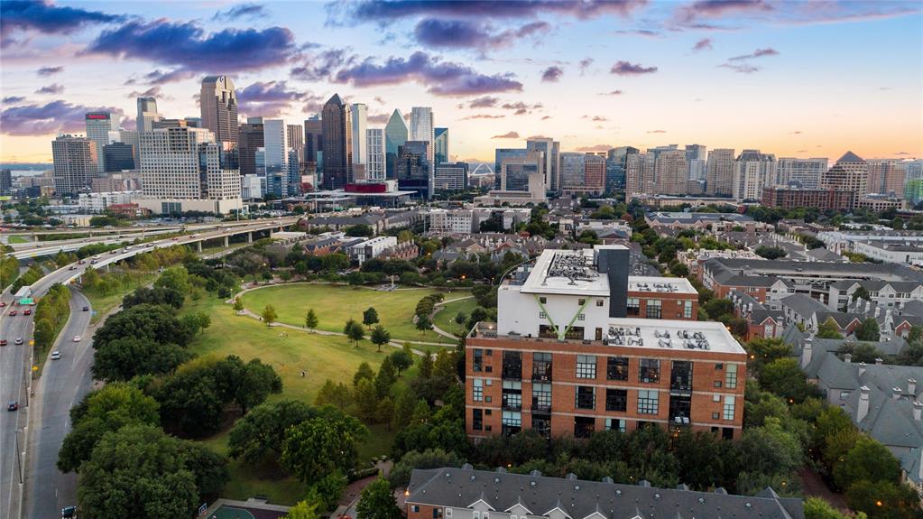 588 Condos - Residential Lease