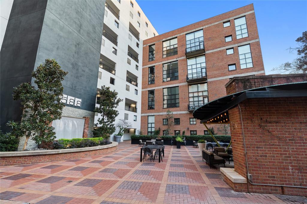 588 Condos - Residential Lease