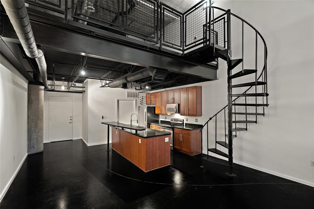 588 Condos - Residential Lease