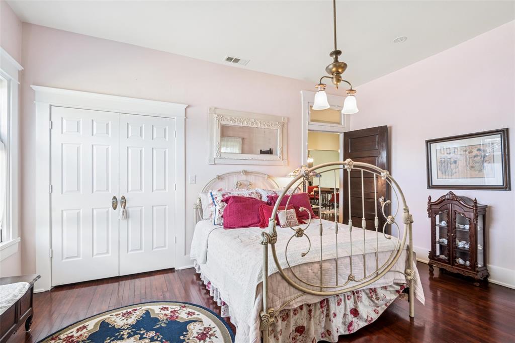 Terrell Rev - Residential