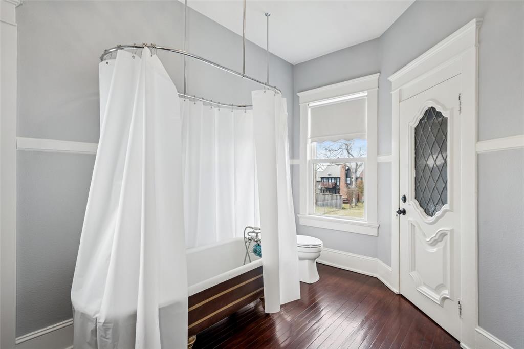 Terrell Rev - Residential