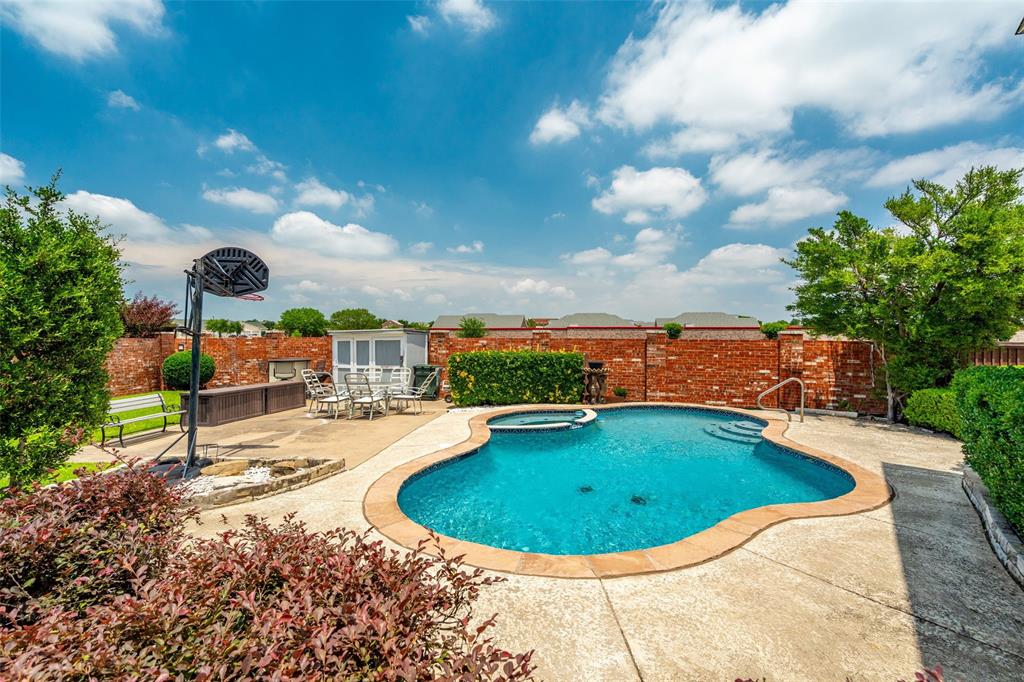 3936 Gillespie Drive